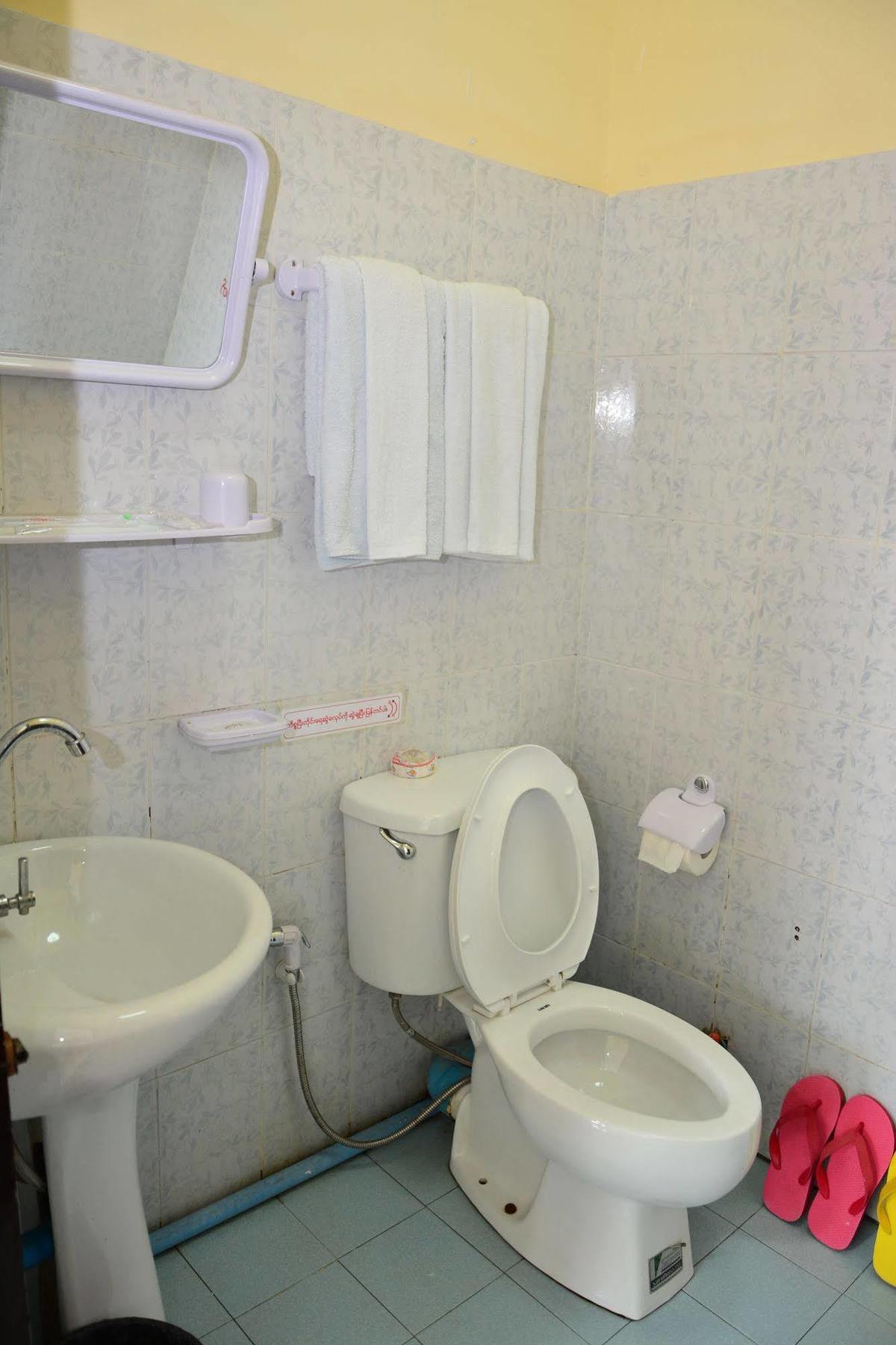 Hotel 99 Pyin Oo Lwin Extérieur photo